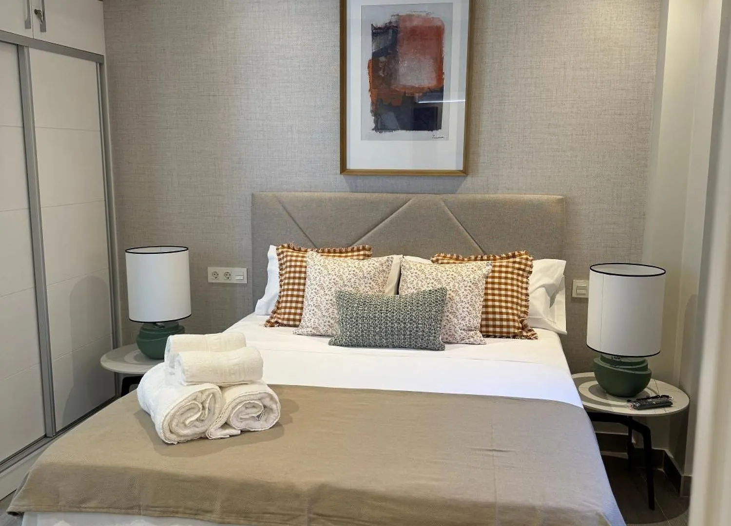 Suspiro Penthouse 302 By Florentia Homes location